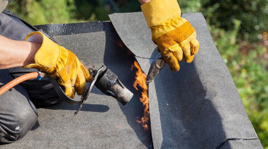 Expert new roof installation services in La Monte, MO